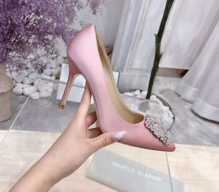 hype Manolo Blahnik High Heels