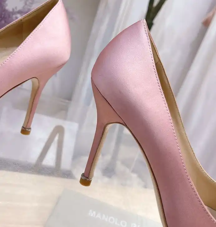 hype Manolo Blahnik High Heels