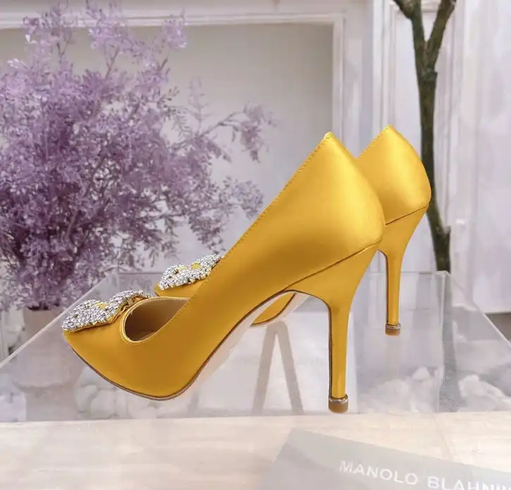 hype Manolo Blahnik High Heels