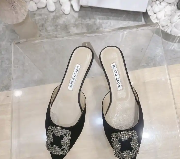 hype Manolo Blahnik High Heels