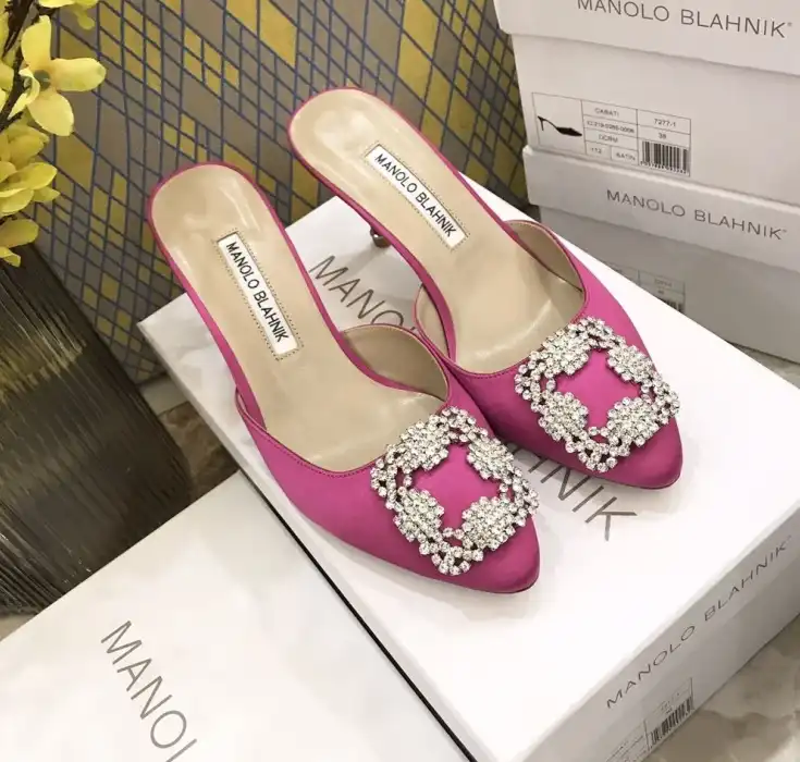 hype Manolo Blahnik High Heels