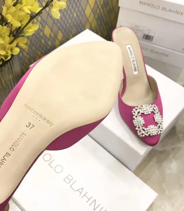 hype Manolo Blahnik High Heels