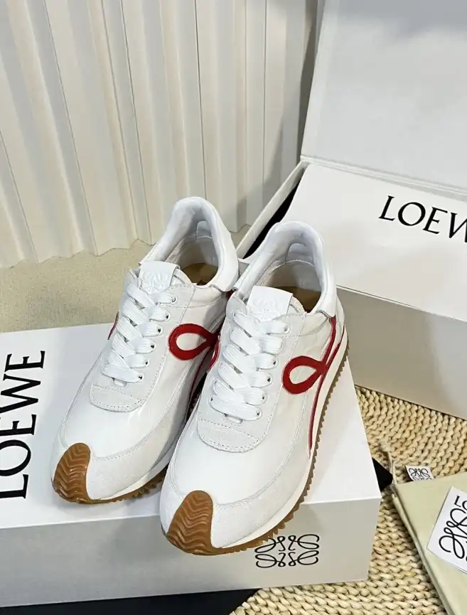 hype Loewe Sneakers