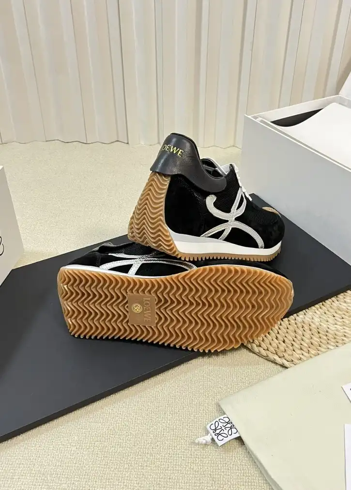 hype Loewe Sneakers