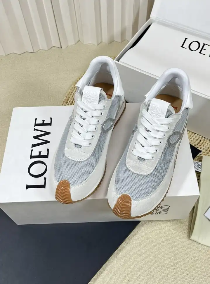 hype Loewe Sneakers