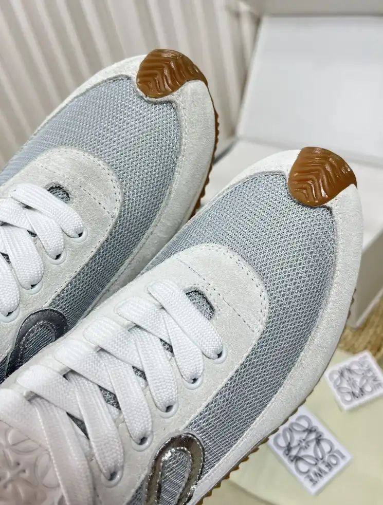 hype Loewe Sneakers