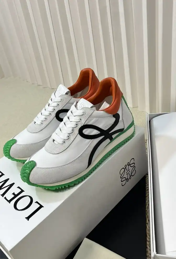 hype Loewe Sneakers