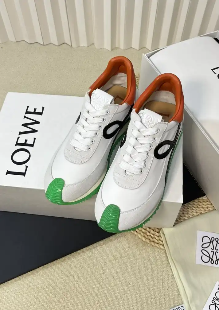 hype Loewe Sneakers