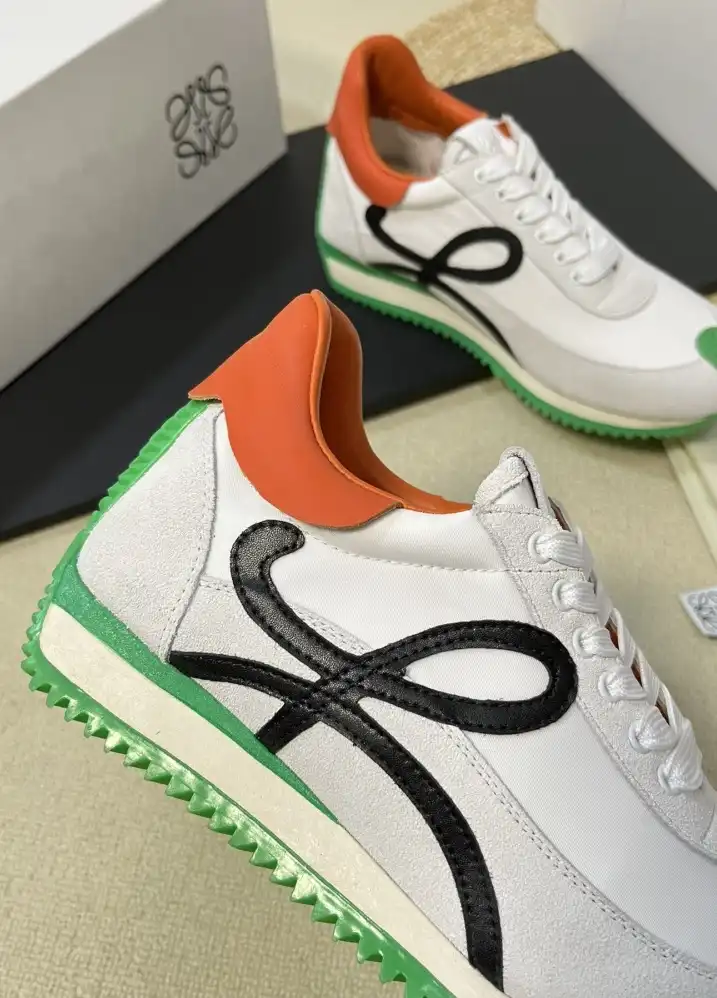 hype Loewe Sneakers