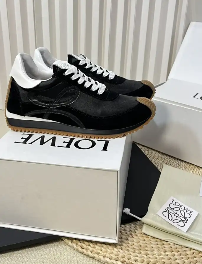 hype Loewe Sneakers