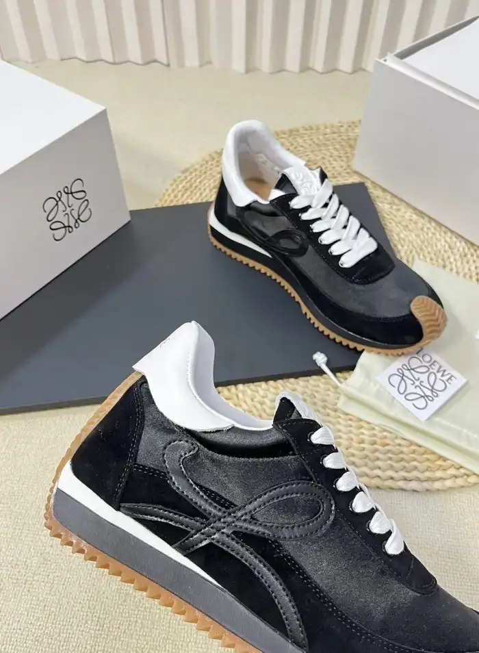 hype Loewe Sneakers