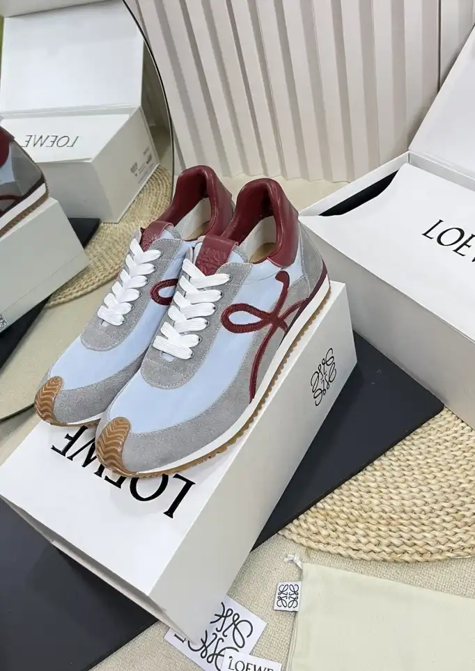 hype Loewe Sneakers