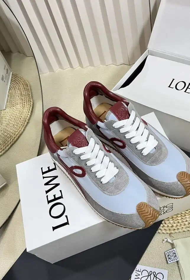 hype Loewe Sneakers