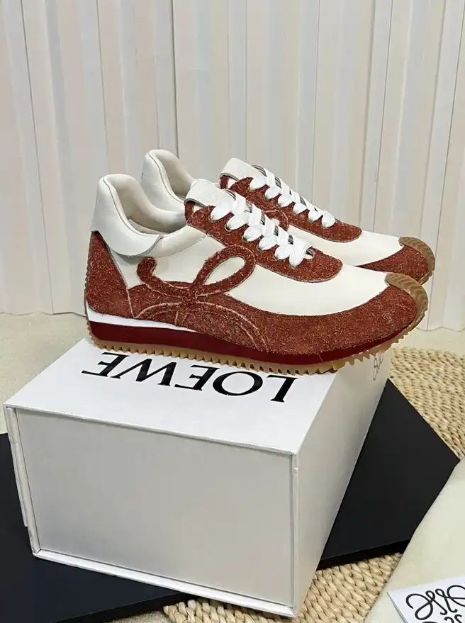 hype Loewe Sneakers