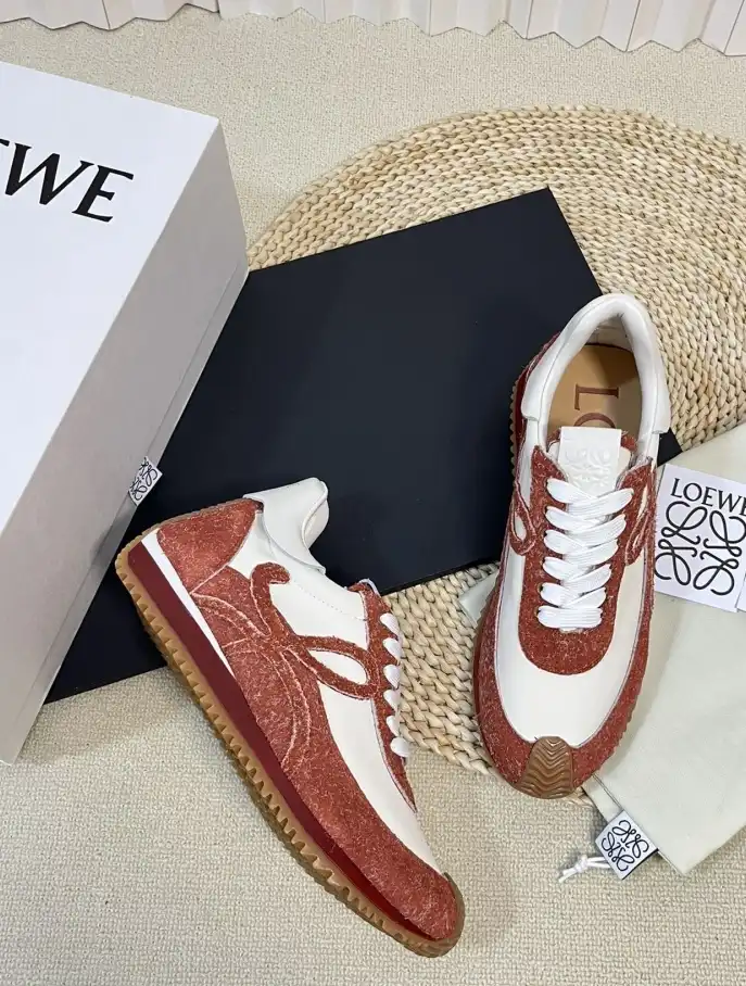 hype Loewe Sneakers