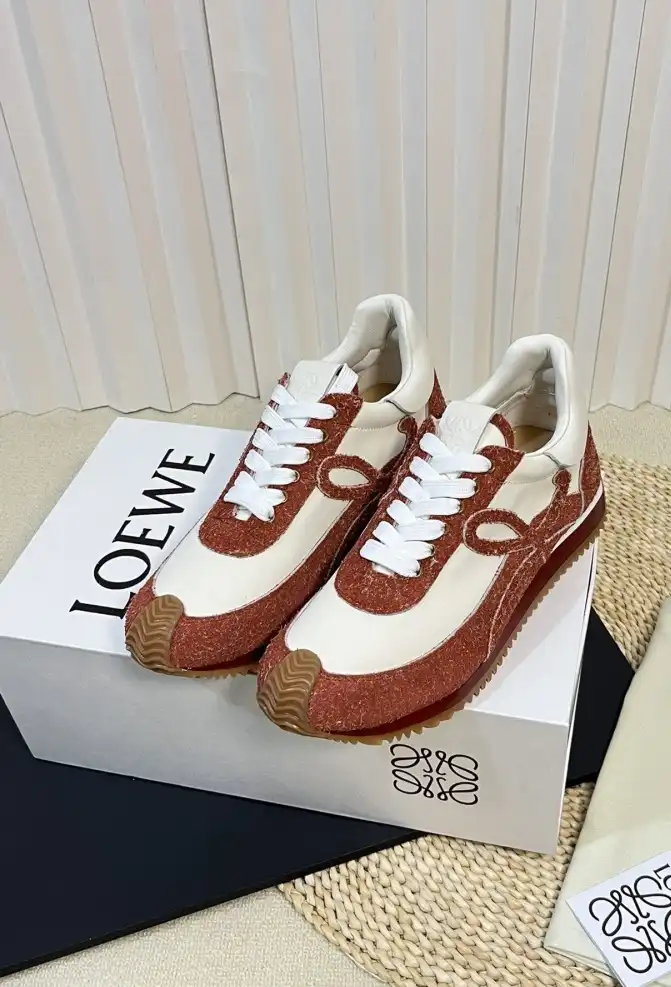 hype Loewe Sneakers