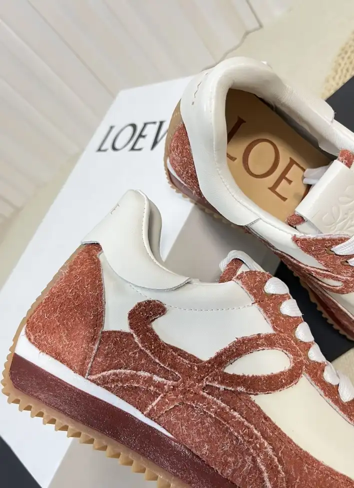 hype Loewe Sneakers