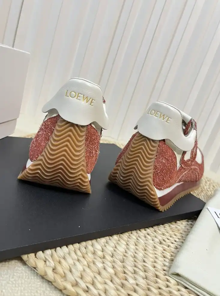 hype Loewe Sneakers