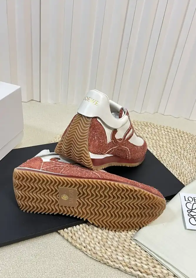 hype Loewe Sneakers