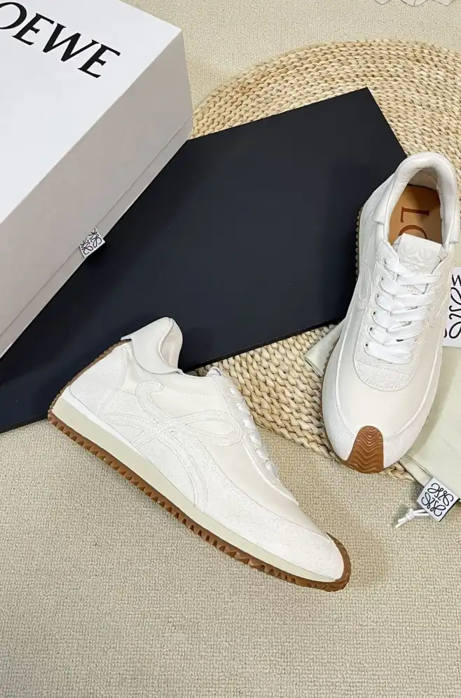 hype Loewe Sneakers