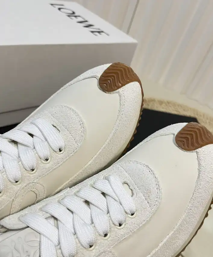 hype Loewe Sneakers