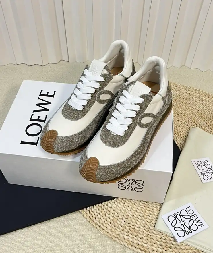 hype Loewe Sneakers