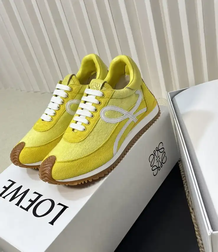 hype Loewe Sneakers