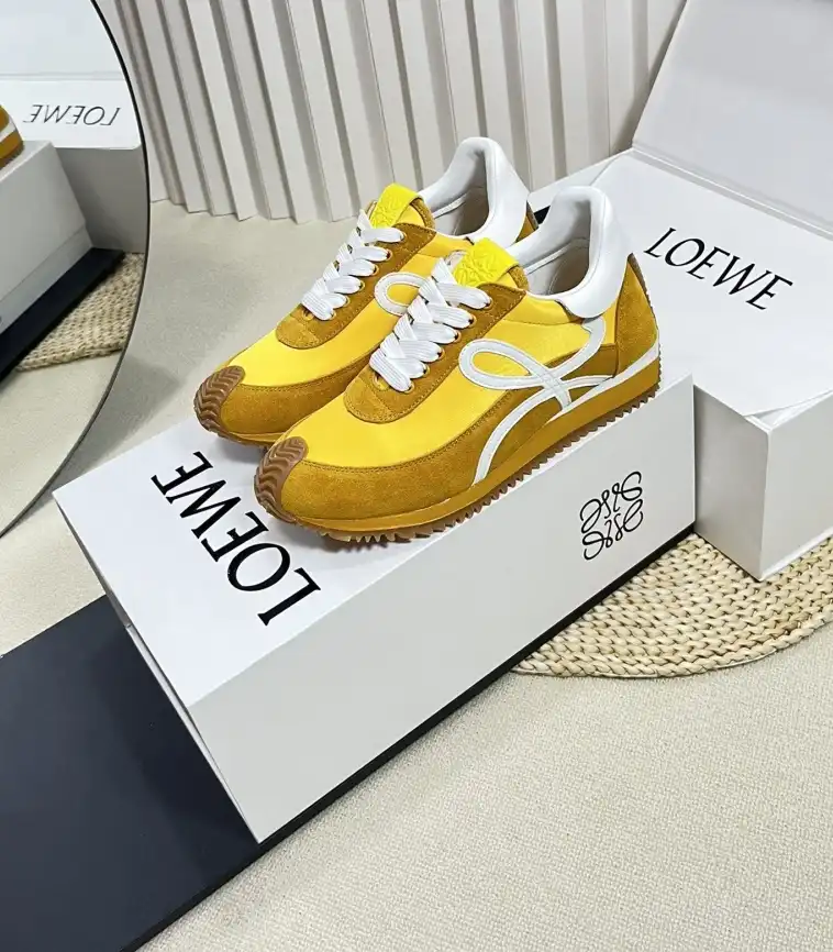 hype Loewe Sneakers