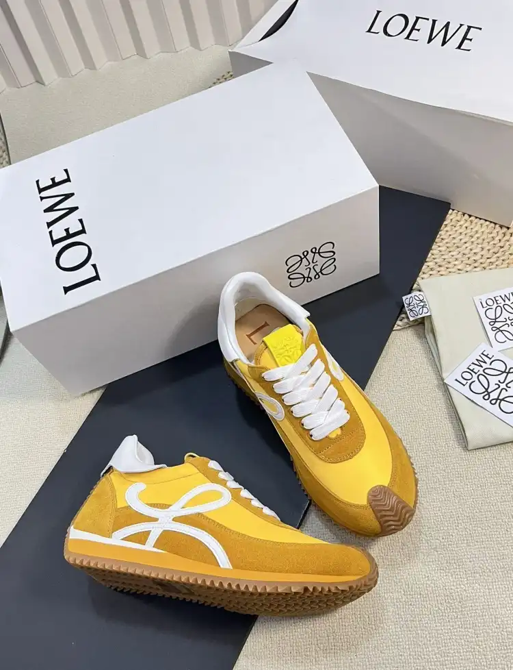 hype Loewe Sneakers