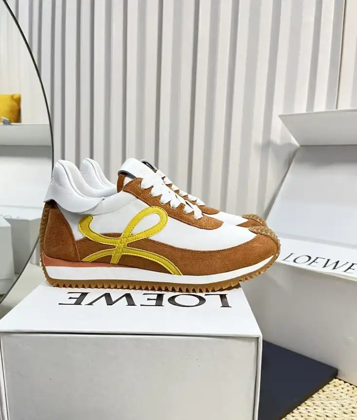 hype Loewe Sneakers