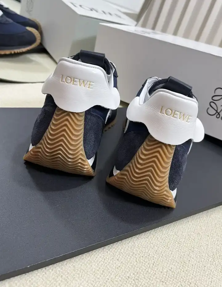 hype Loewe Sneakers