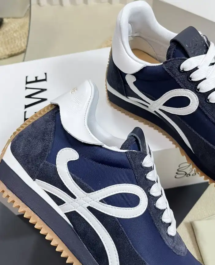 hype Loewe Sneakers