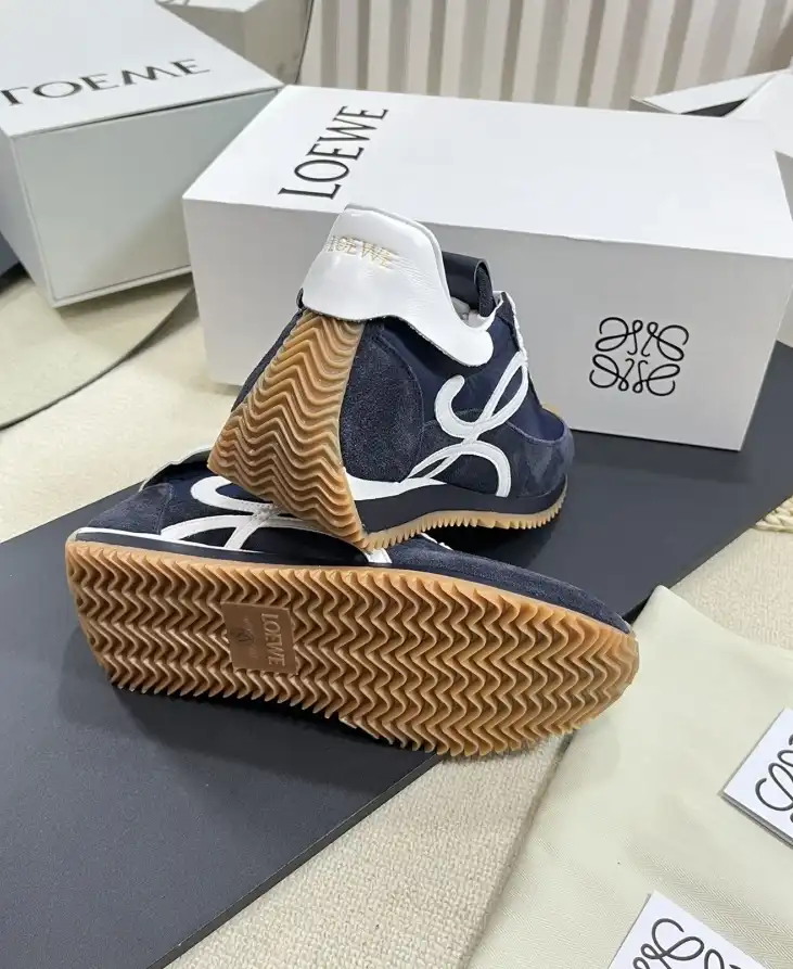 hype Loewe Sneakers