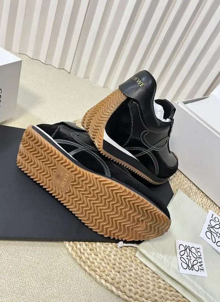 hype Loewe Sneakers