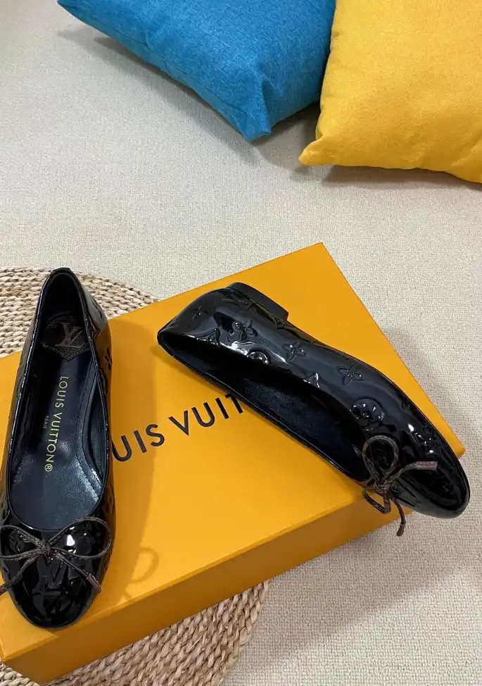 hype LV flat shoes