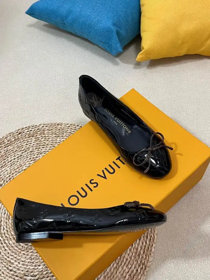 hype LV flat shoes