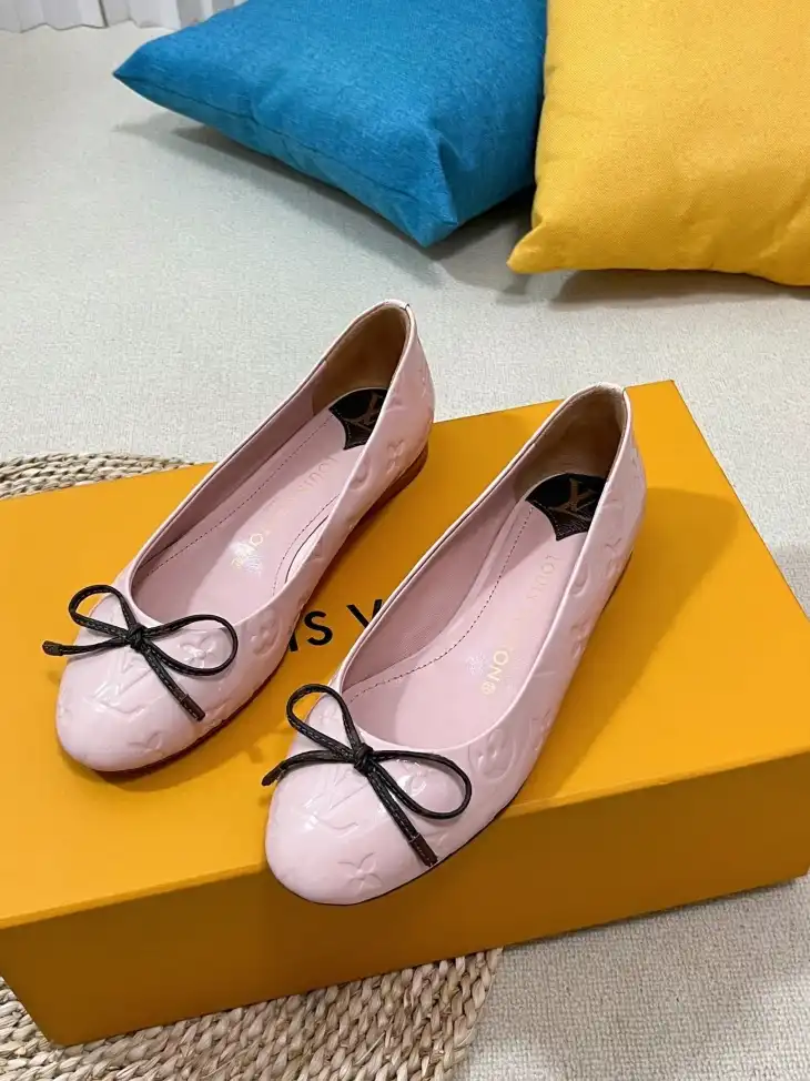 hype LV flat shoes