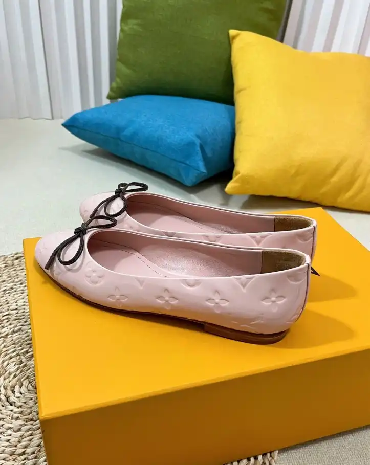 hype LV flat shoes