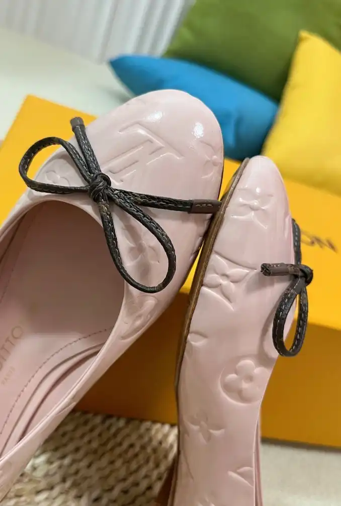 hype LV flat shoes