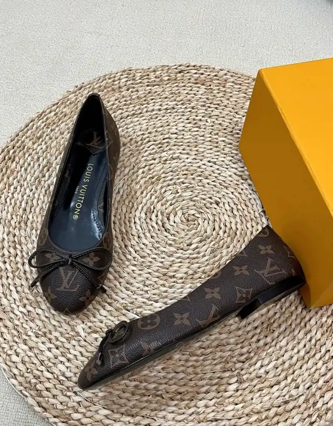 hype LV flat shoes