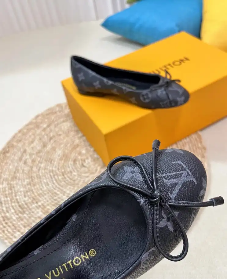 hype LV flat shoes