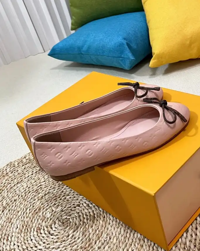 hype LV flat shoes