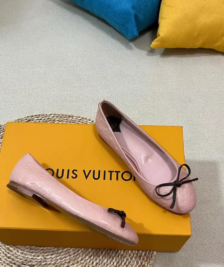 hype LV flat shoes