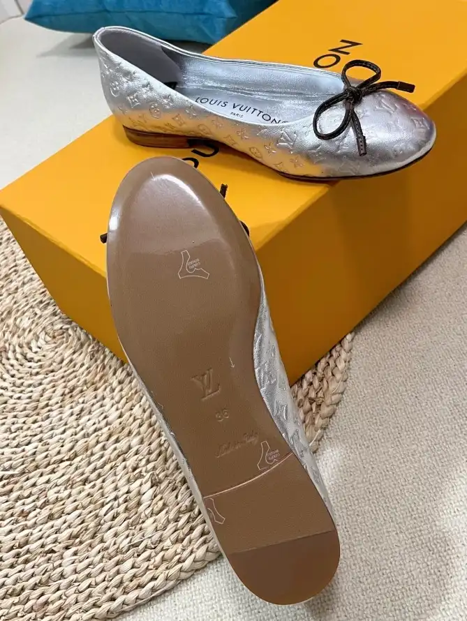 hype LV flat shoes