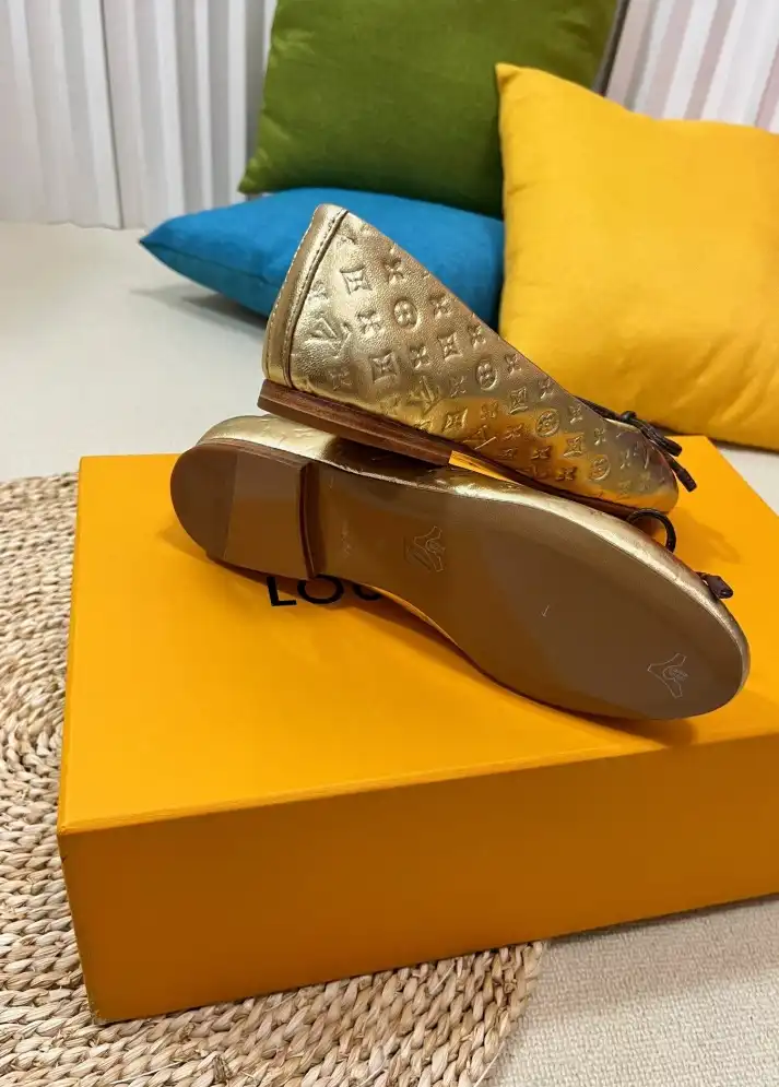 hype LV flat shoes