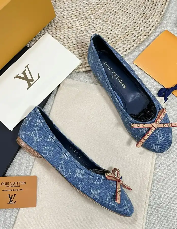 hype LV flat shoes