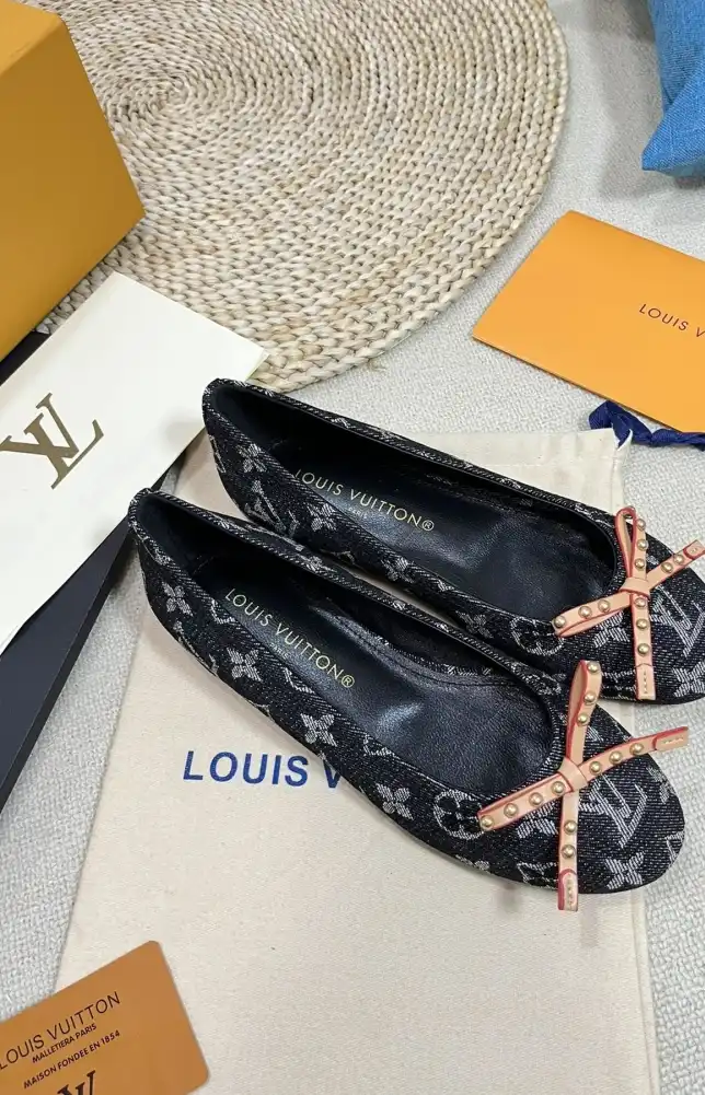 hype LV flat shoes