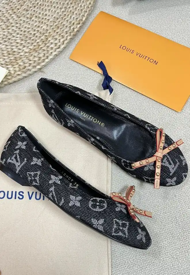 hype LV flat shoes