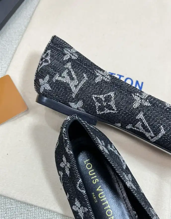 hype LV flat shoes