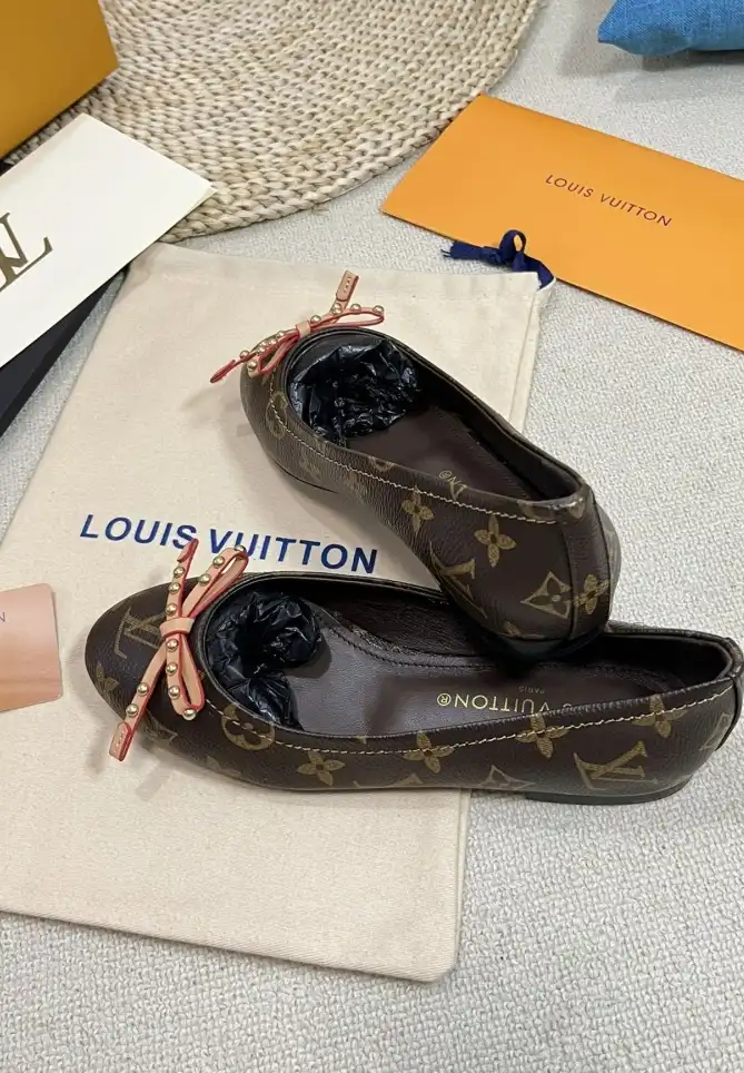 hype LV flat shoes